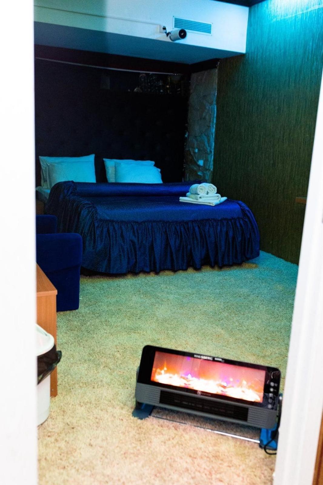 Hotel Cinema Кишинёв Экстерьер фото