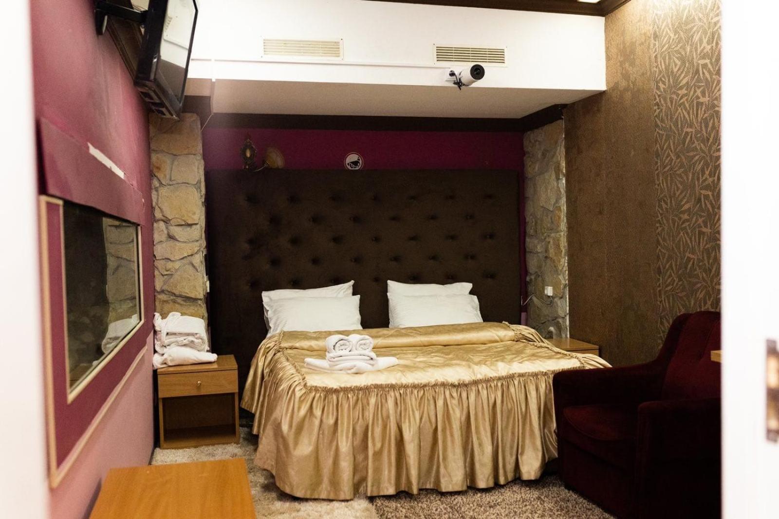 Hotel Cinema Кишинёв Экстерьер фото